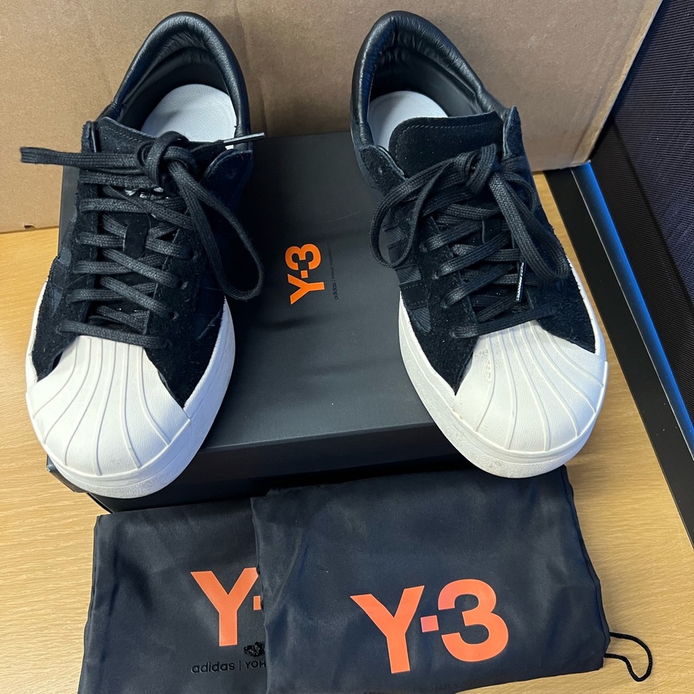 Adidas Y-3 Yohji Star US M sz 6. Gently worn. With box, bags, extra laces.